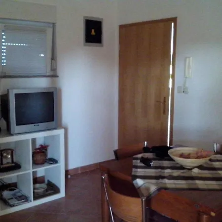 16 Apartment